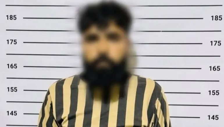 الداخلية السورية توقف شخصاً بتهمة الإساءة للعلم الوطني في منطقة عين العرب