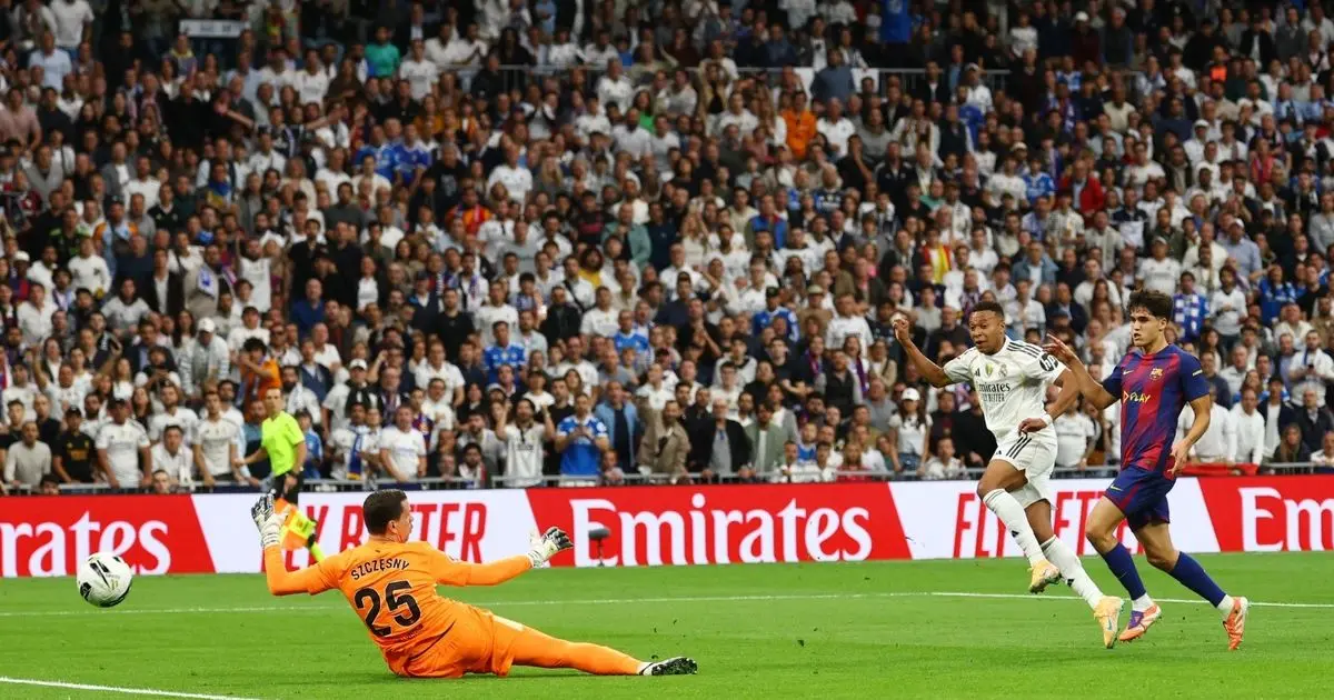 الكشف عن موعد الكلاسيكو القادم بين برشلونة وريال مدريد