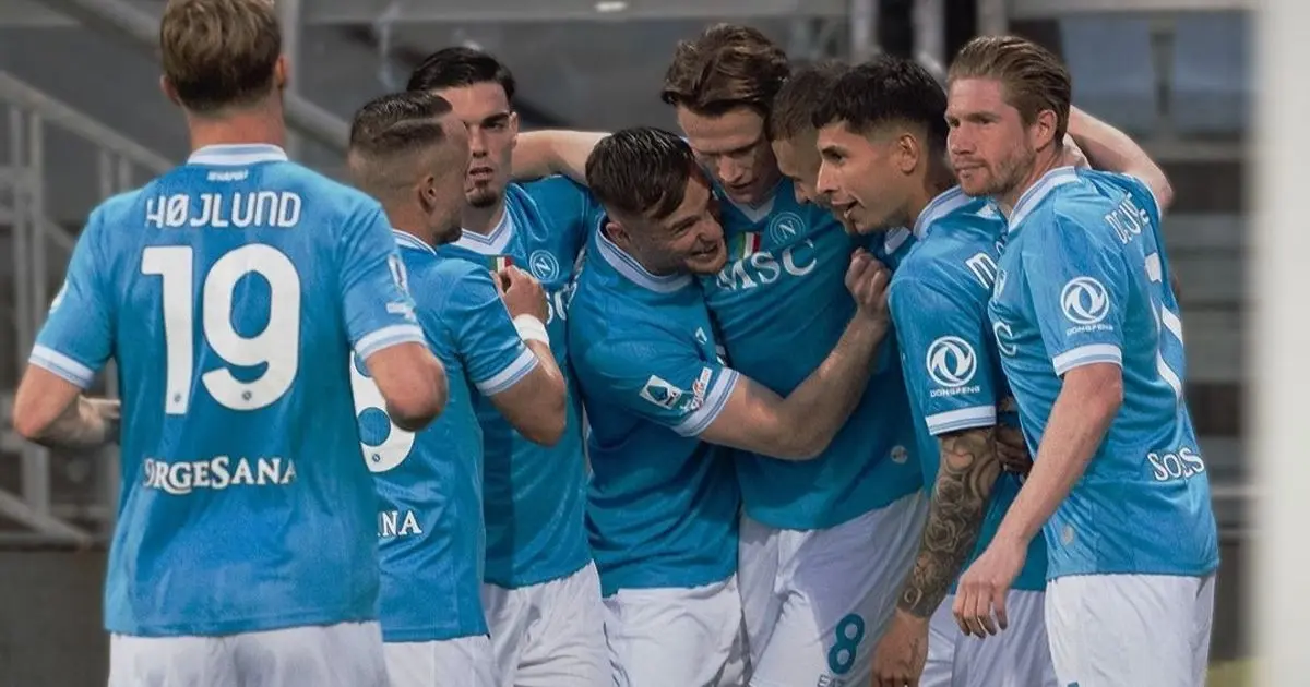 شاهد.. نابولي يهزم كالياري ويصعد للمركز الثاني بالدوري الإيطالي