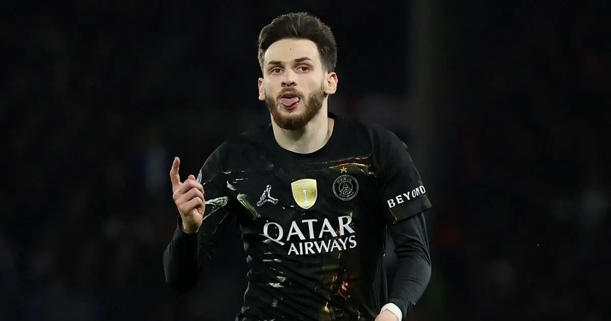 أرسنال يستهدف ضم خفيتشا كفاراتسخيليا تحسباً لتغييرات جذرية