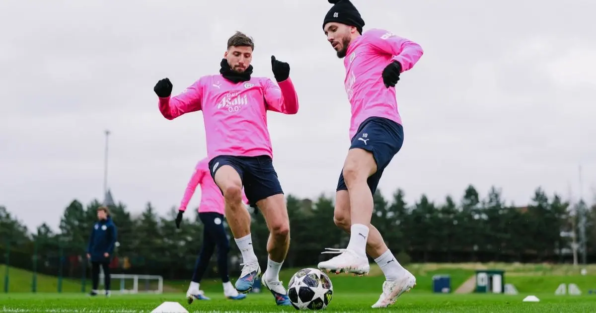 غوارديولا "الجريء" يلغي تدريب مانشستر سيتي الأخير قبل لقاء ريال مدريد