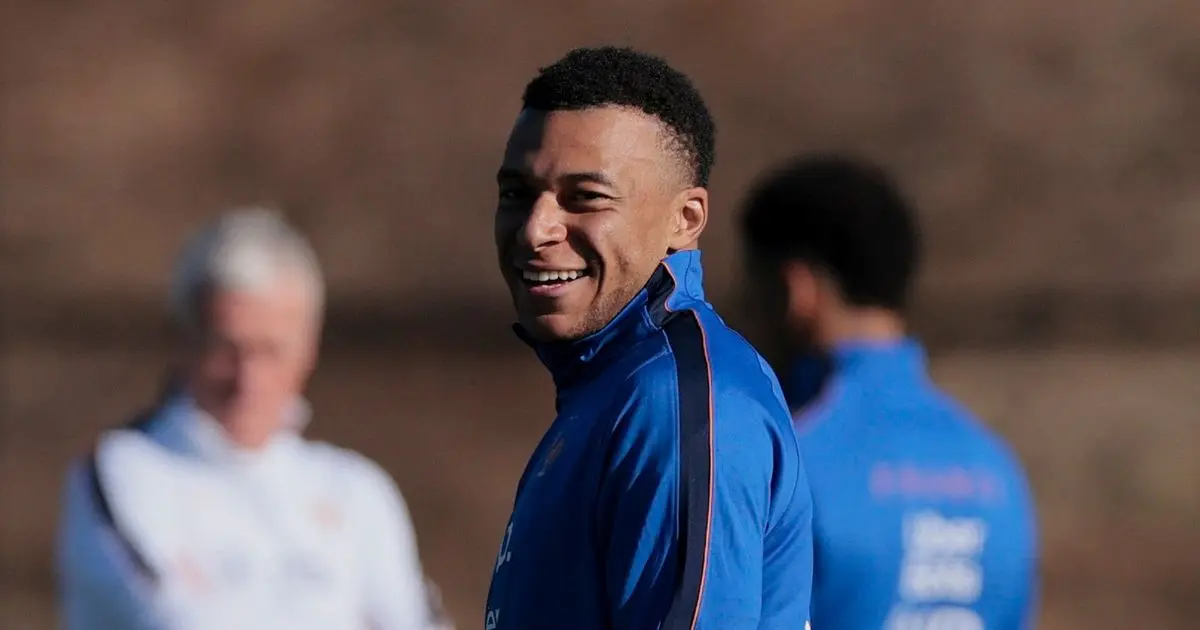 الصحافي الفرنسي يتهم ريال مدريد وكيليان مبابي بـ"الكذب" حول إصابته