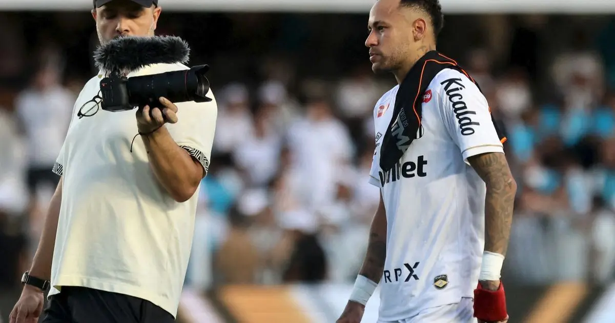 تصاعد أزمة نيمار مع الاتحاد البرازيلي تهدد حلم المونديال