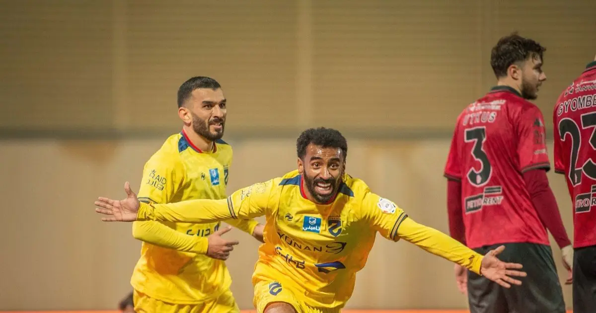 شاهد.. الحزم يواصل موسمه الرائع وتعادل مثير بين نيوم والتعاون