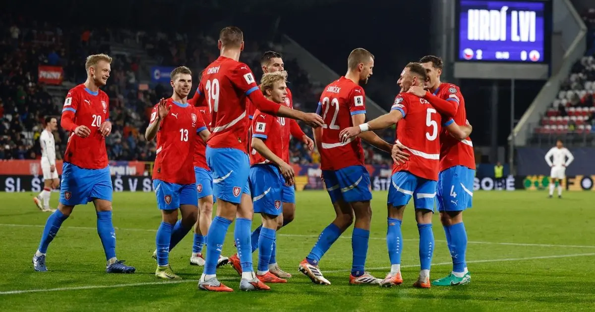 اعتقال العشرات بأكبر فضيحة تلاعب تهز كرة القدم التشيكية