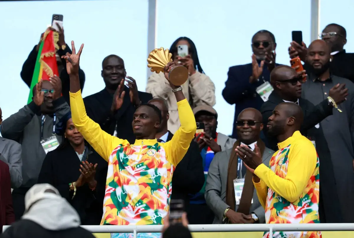 الحارس السنغالي ميندي: لا يمكن محو الذاكرة... نحن «أبطال أفريقيا»