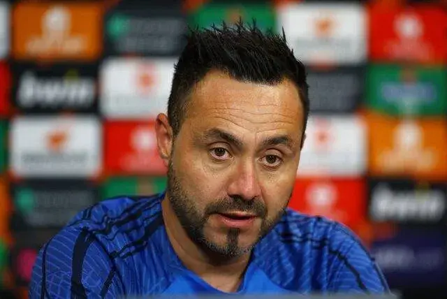 جماهير توتنهام لا تريد دي زيربي