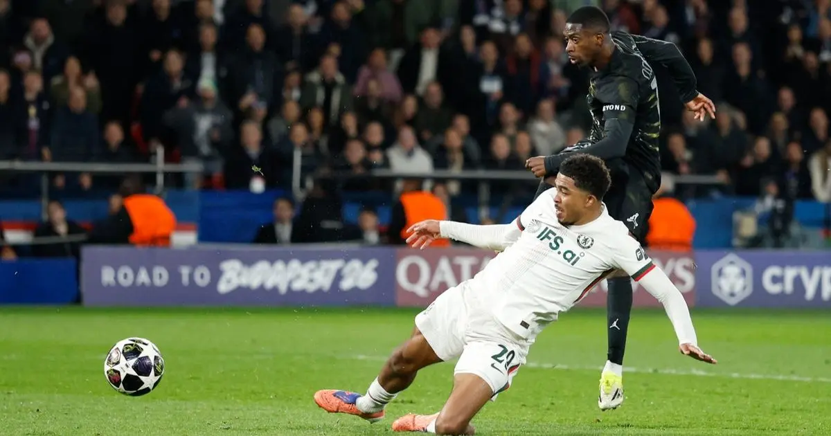 ديمبيلي يمنح باريس سان جيرمان التقدم على تشيلسي في الشوط الأول