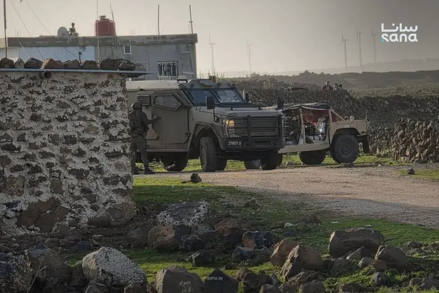 قوات الاحتلال تعتقل شاباً وطفلين أثناء رعيهم المواشي في ريف القنيطرة