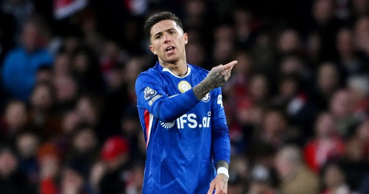 إنزو فرنانديز.. "الخيار المفضّل" لباريس سان جيرمان في صيف 2026