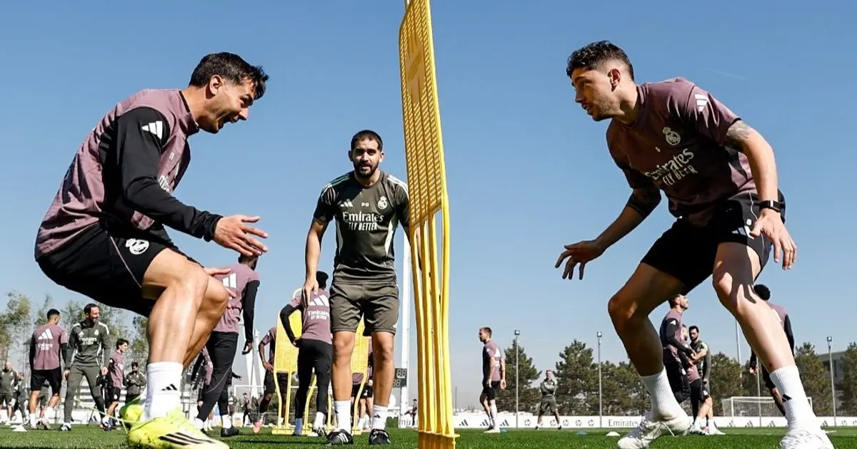 مفاجآت في تشكيلة ريال مدريد الأساسية ضد إلتشي بالدوري الإسباني