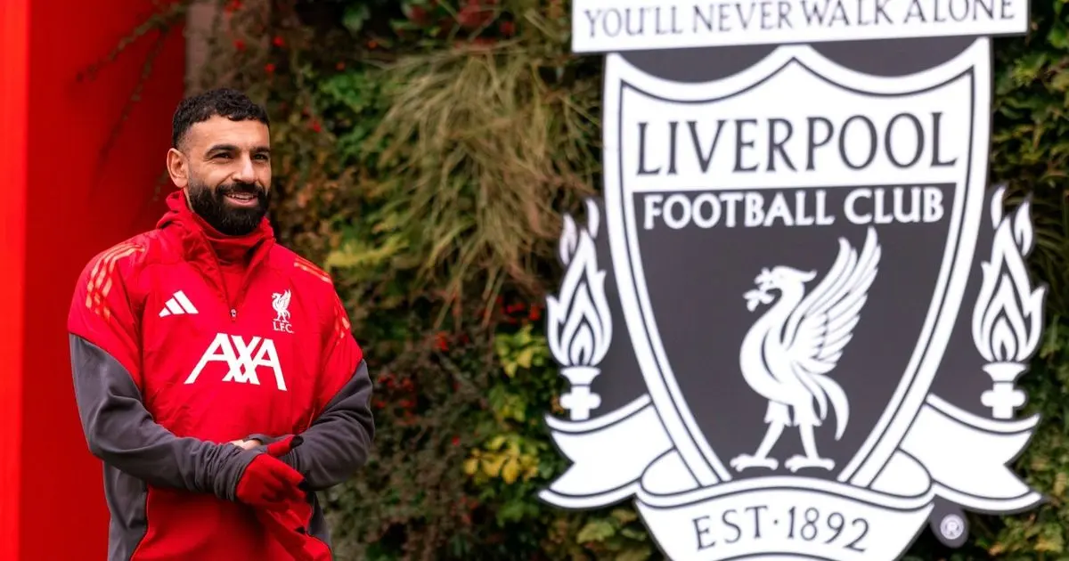 محمد صلاح يعلن بشكل رسمي توقيت رحيله عن ليفربول