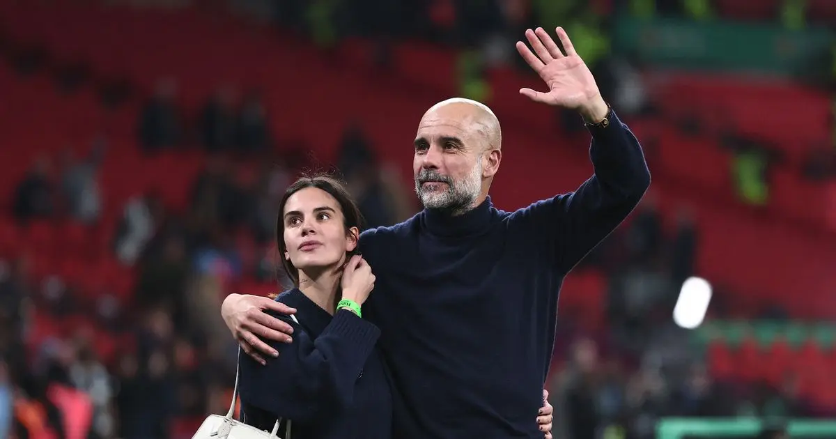 زميل سابق لبيب غوارديولا ينصحه بالرحيل عن مانشستر سيتي