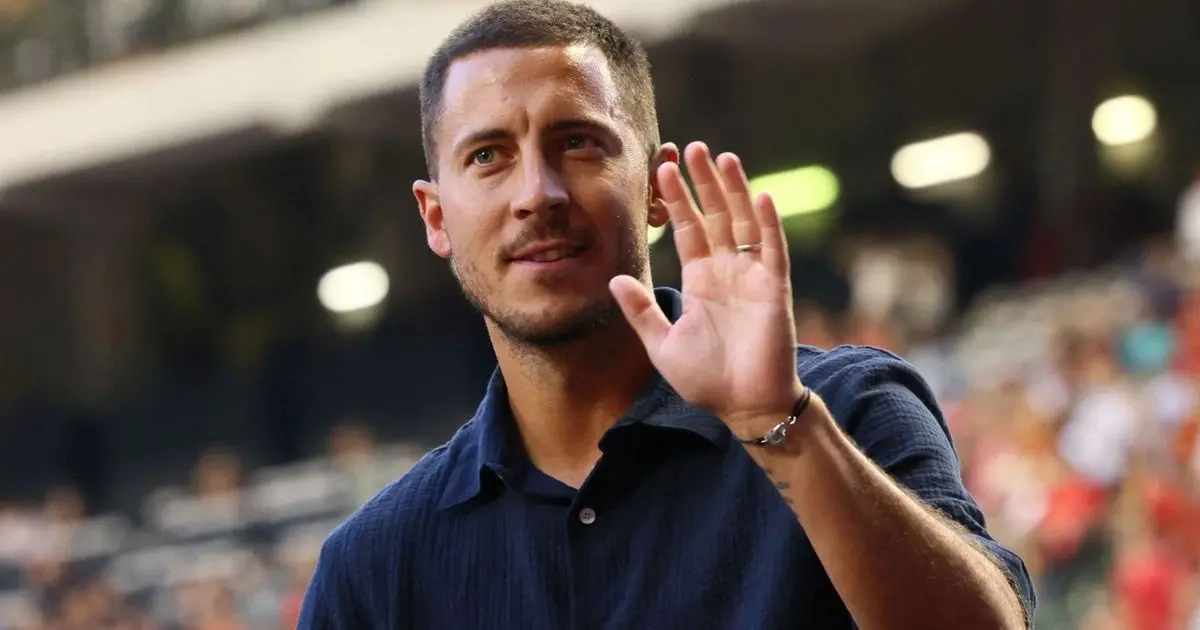 إيدين هازارد: بنزيما الأقوى وميسي الأصعب ومورينيو الأكثر تأثيراً