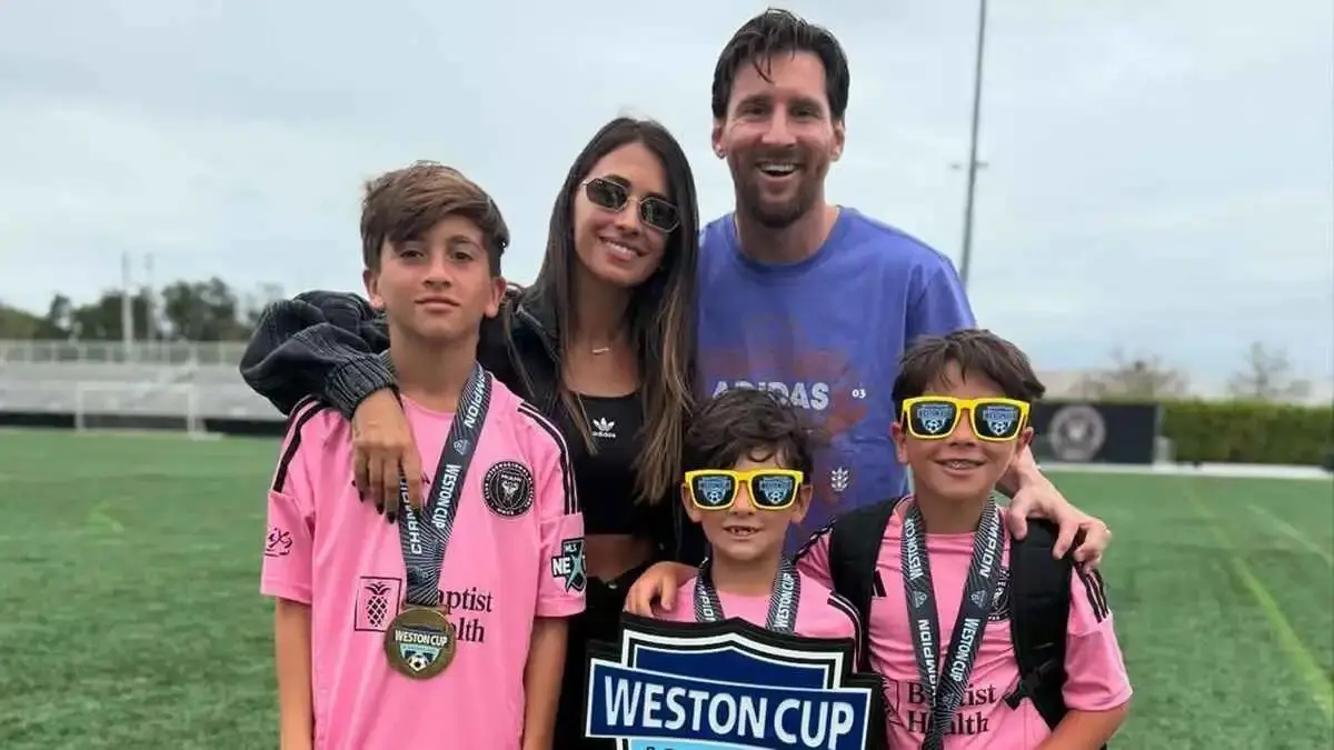 "تكريم استثنائي".. إنتر ميامي يكافئ ميسي بطريقة فريدة وهدية تاريخية (فيديو)