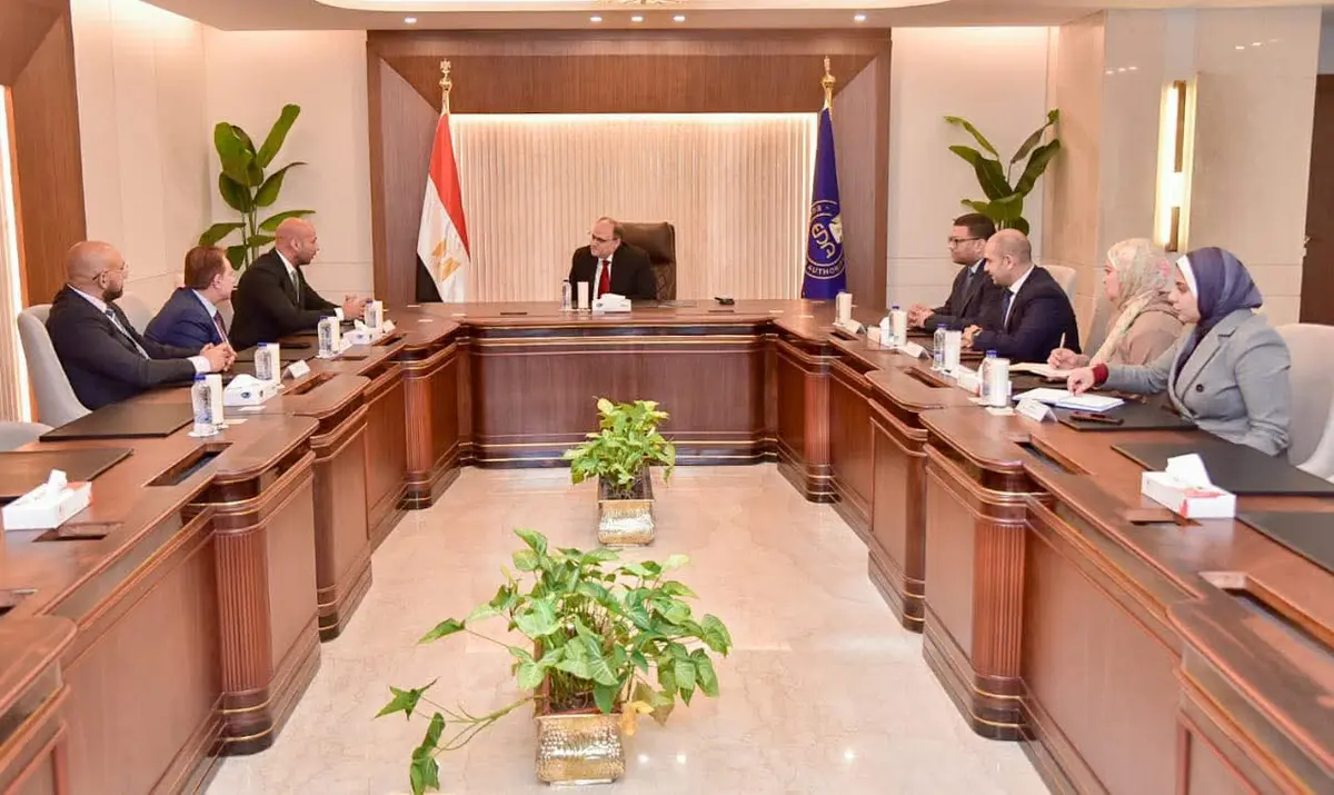 هيئة الدواء المصرية تبحث مع أسترازينيكا تعزيز توطين الصناعة الدوائية ودعم التوسع في الأسواق الإفريقية