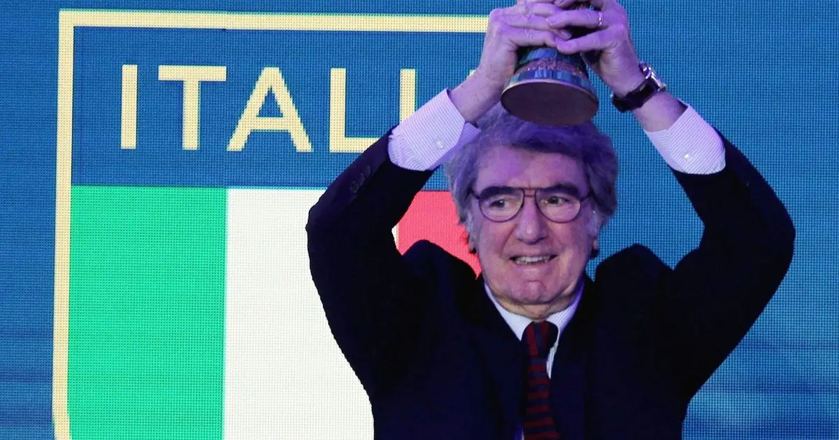 أسطورة إيطاليا ينتقد الاحتفالات بمواجهة البوسنة في ملحق كأس العالم