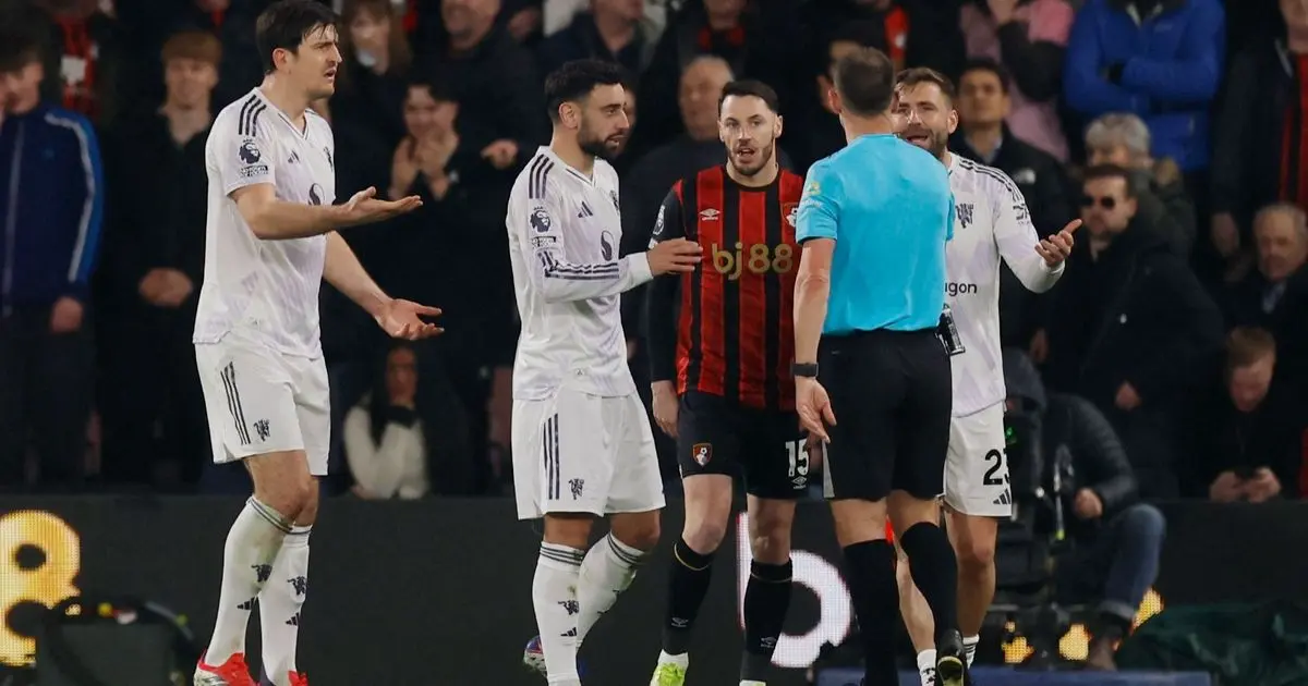 شاهد.. بورنموث يستغل خطأ مدافع يونايتد ويقتنص نقطة التعادل