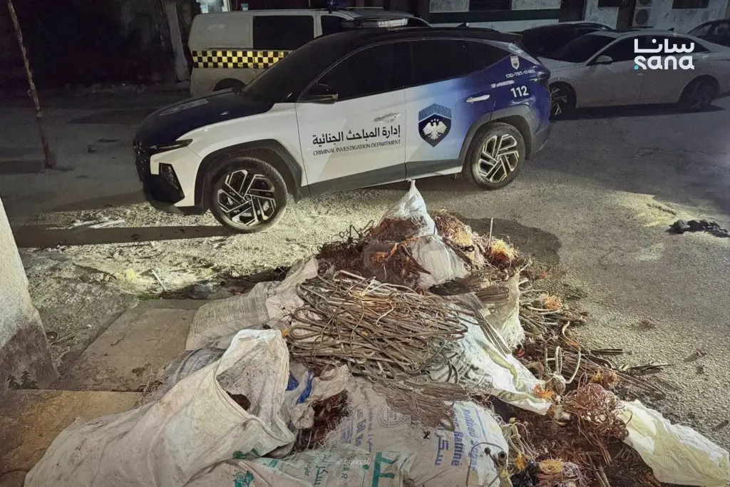 محدّث- الأمن الداخلي في بانياس يلقي القبض على عصابة تمتهن سرقة الكابلات النحاسية