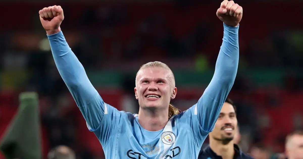 هالاند يتحول من هدّاف في الملاعب لحارس تاريخ الفايكينغز