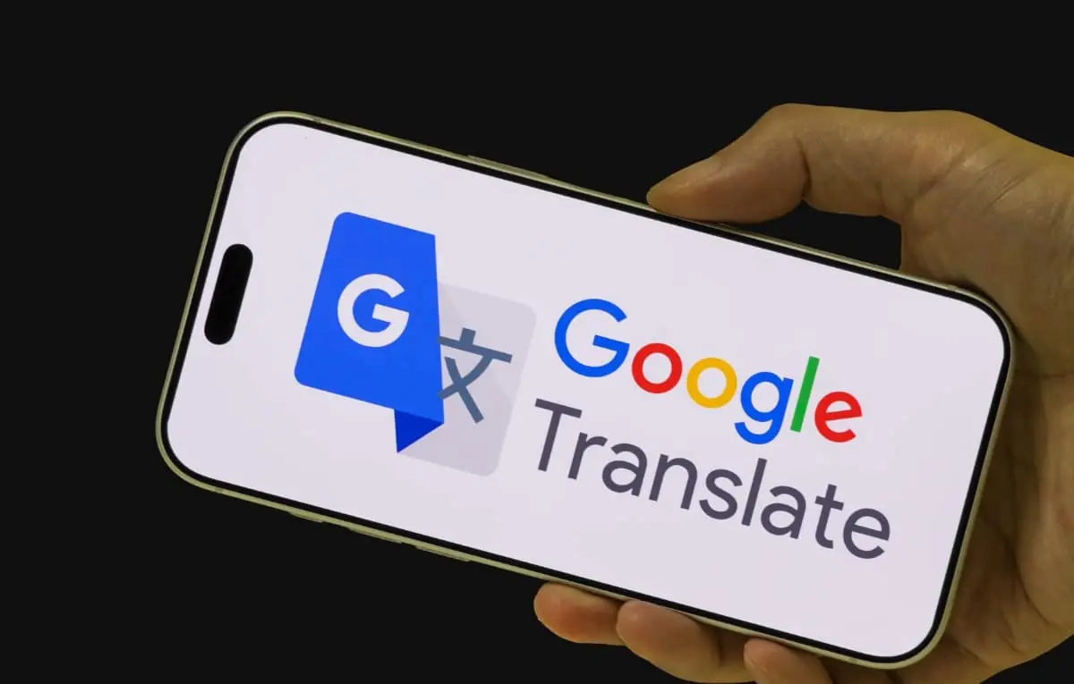 ترجمة فورية عبر السماعات.. جوجل تتيح ميزة "الترجمة الحية" في آيفون وآيباد