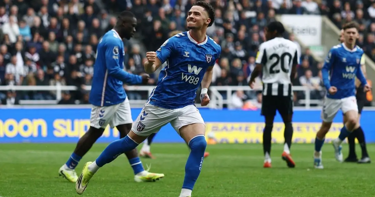 شاهد.. المغربي طالبي يسجل وسندرلاند يصعق نيوكاسل بهدف قاتل