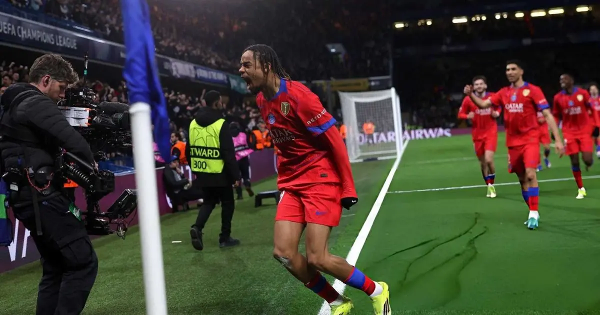 إصابة باركولا "الحاسم" تربك حسابات إنريكي قبل ربع نهائي أبطال أوروبا