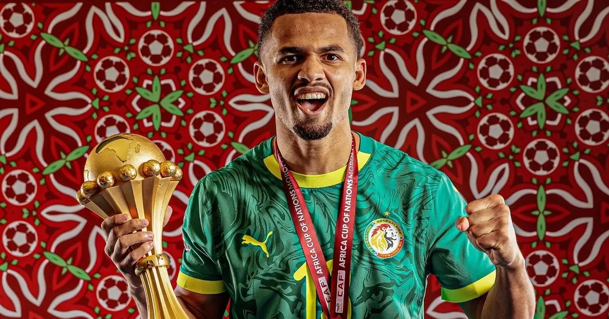 السنغال تتحدى "كاف" بقميص "النجمتين" في كأس العالم