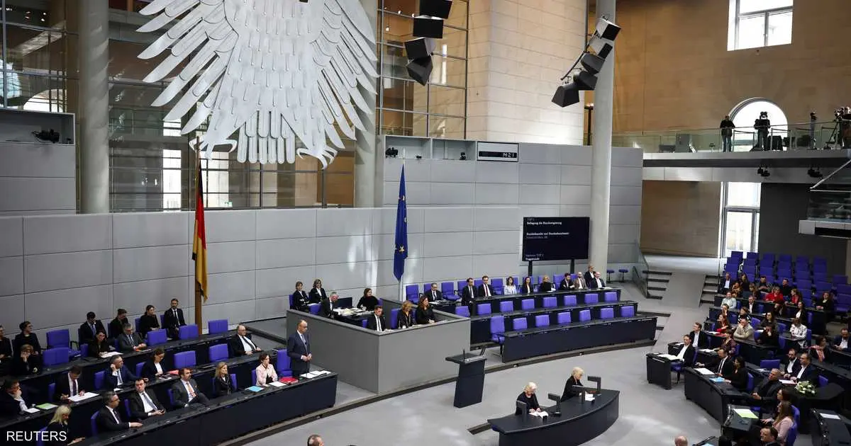 ألمانيا تقيد زيادات أسعار الوقود مع ارتفاعها بفعل حرب إيران