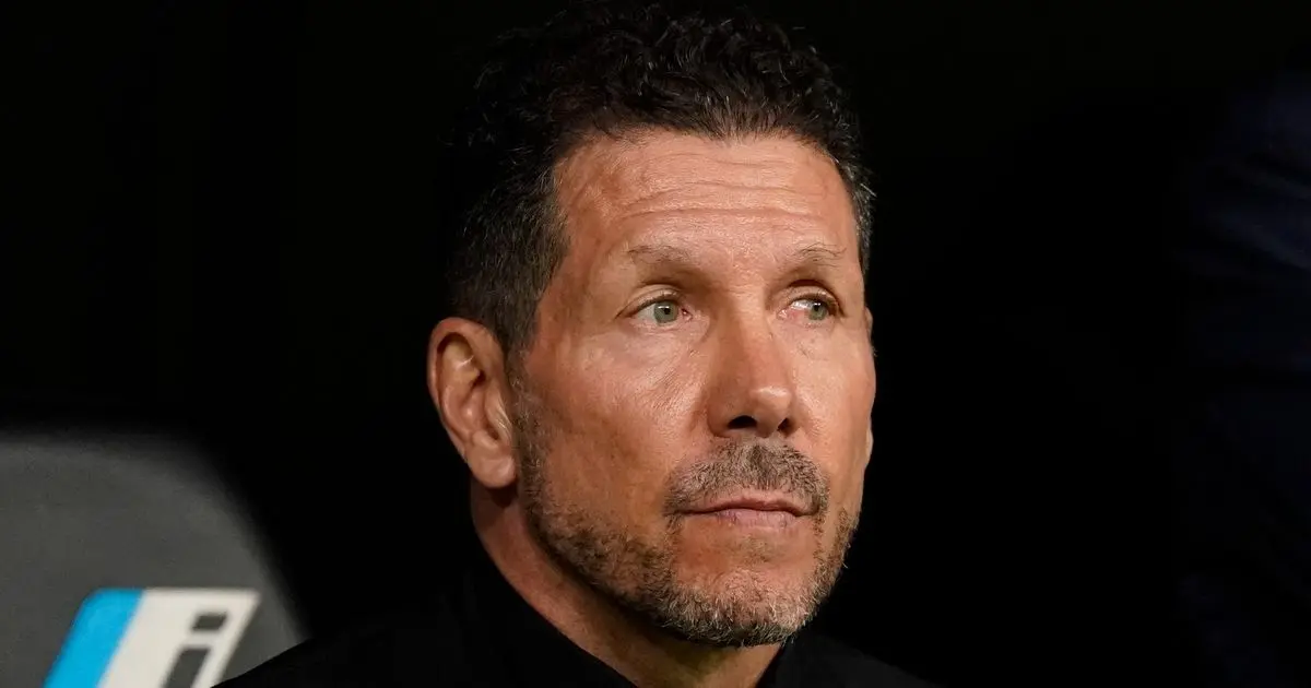 سيميوني: أتلتيكو لم يخسر أمام ريال مدريد بسبب الحكم