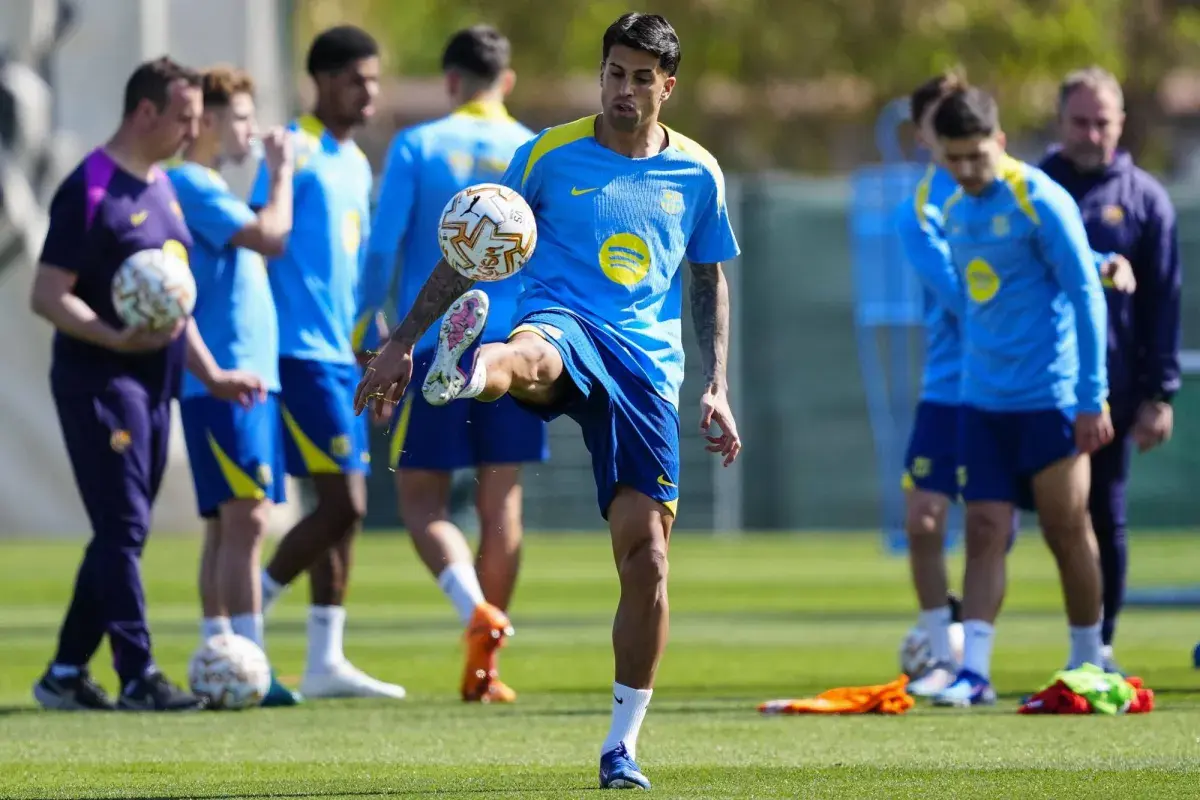 كانسيلو «لا يرغب في العودة للهلال» الموسم المقبل