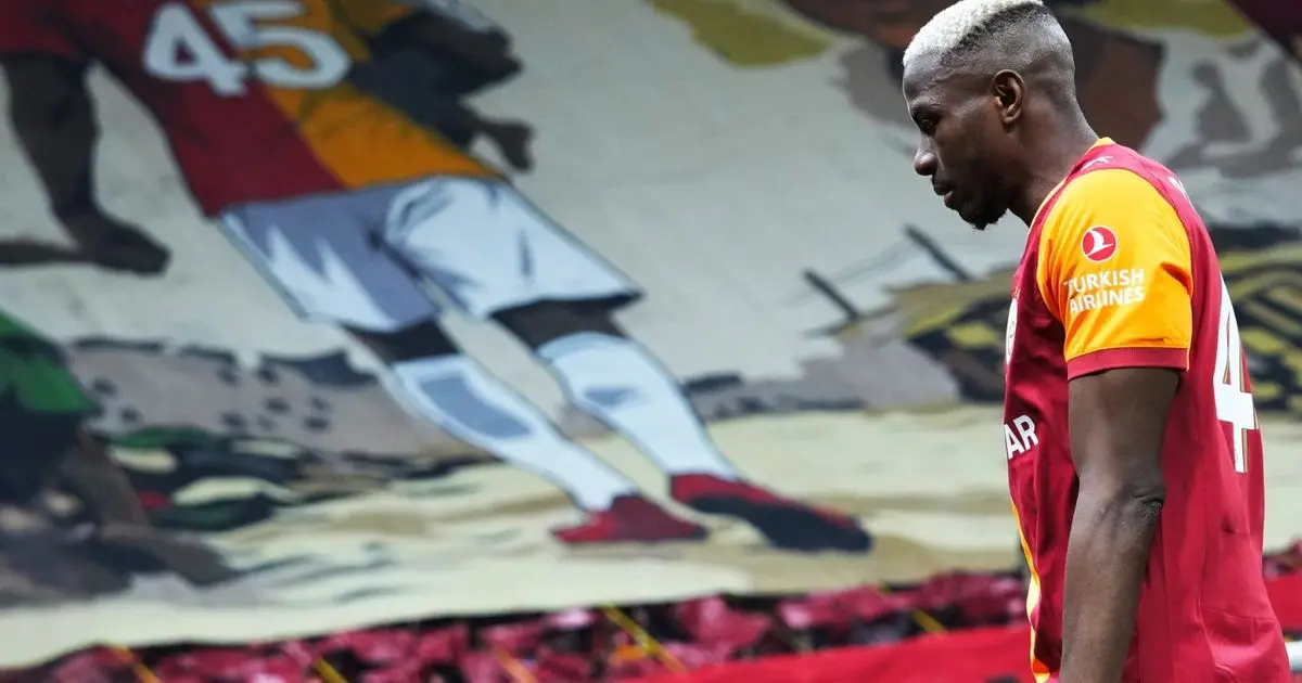 برشلونة يُسقط أوسيمين من حساباته بسبب "طباعه الشخصية"