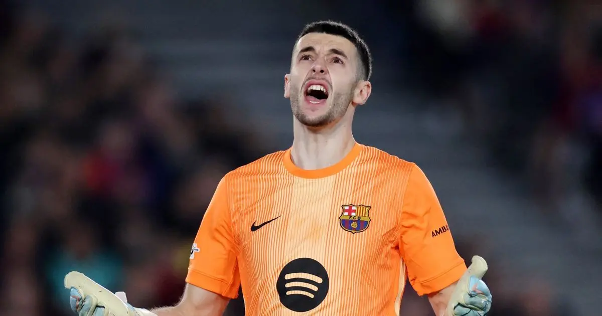 برشلونة يكشف نتيجة فحوصات حارسه جوان غارسيا وموعد عودته للملاعب