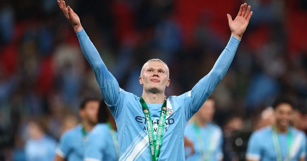 مدرب النرويج يمنح هالاند إجازة ويقرّ بمعاملة خاصة لنجم مانشستر سيتي