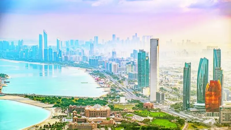 بسياسات مرنة وتنويع الإمدادات.. الإمارات تمتص موجة تضخمية عالمية