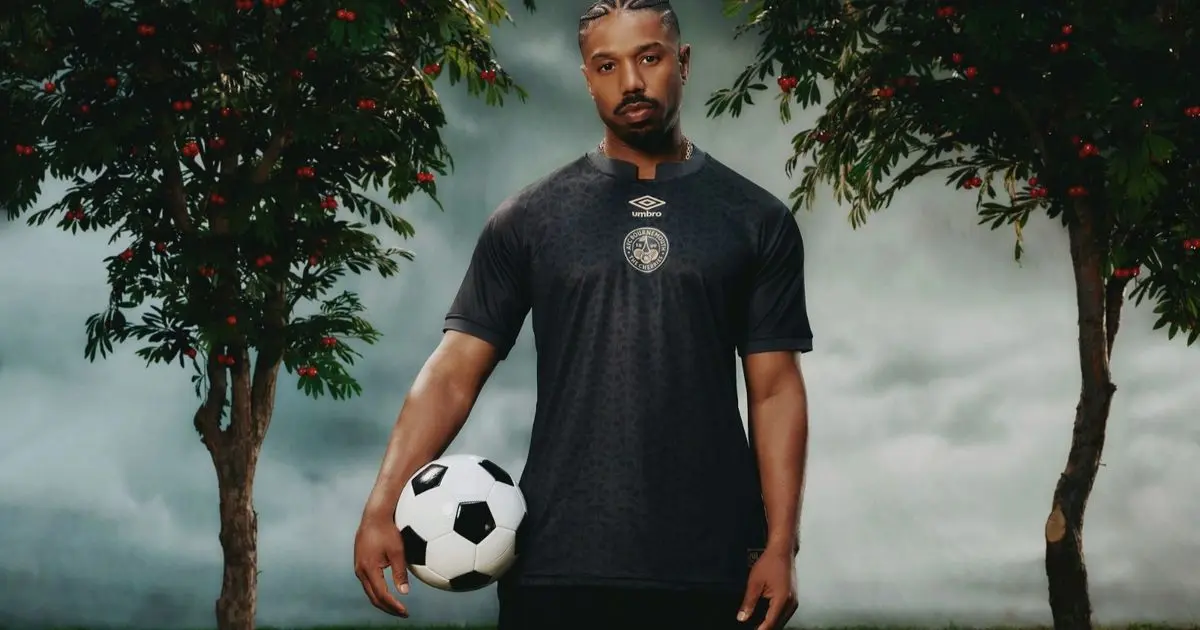 خسرنا نقطتين وفزنا بالأوسكار.. بورنموث يحتفي بمالكه "أفضل ممثل"