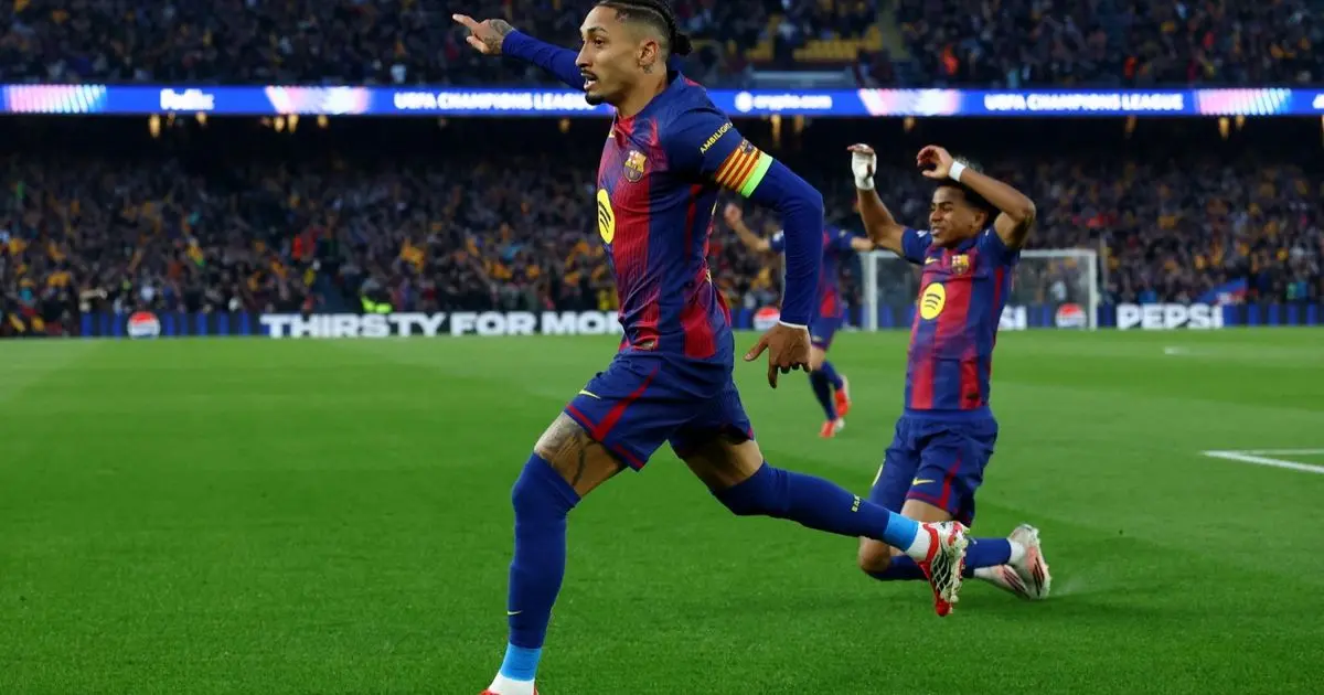 رافينيا: من الصعب أن يخسر برشلونة في كامب نو