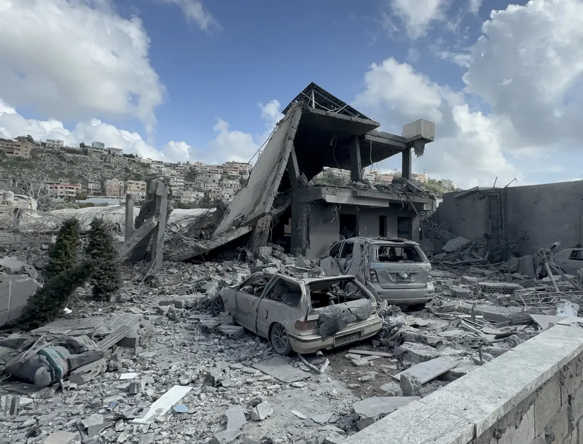 لبنان.. مقتل 49 شخصا وإصابة العشرات بالغارات الإسرائيلية المستمرة