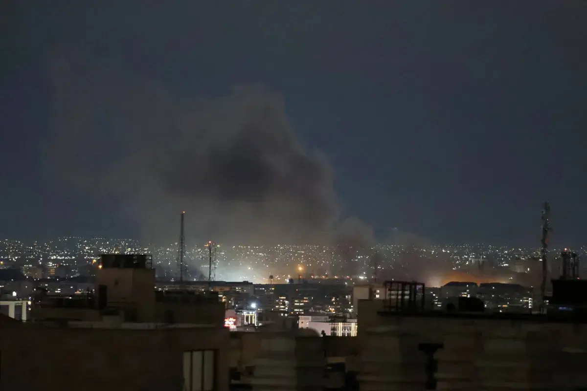 إسرائيل تعلن استهداف مواقع لإنتاج وتخزين الصواريخ في إيران