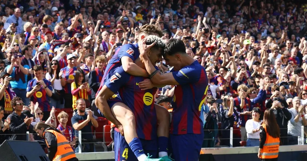 فليك بعد فوز باهت على فايكانو: لا بديل أمام برشلونة سوى التطور