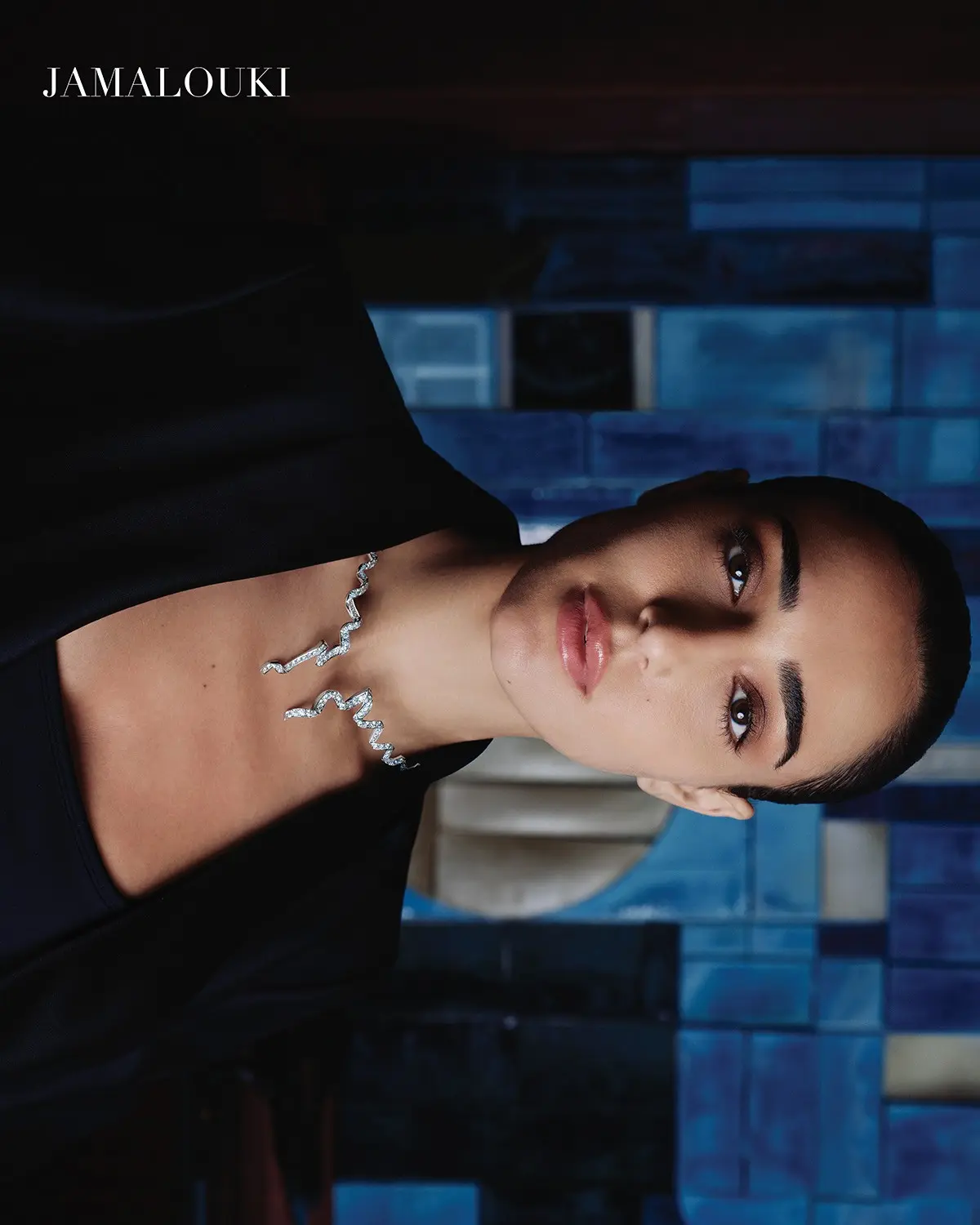 DIOR JEWELRY & TIMEPIECES: حيث تلتقي الرهافة بالقوّة في جلسة تصوير خاصّة