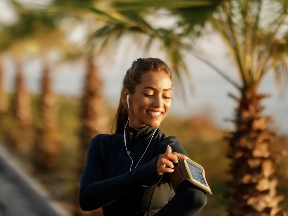 أسرار ممارسة التمارين الرياضية في الصباح الباكر في تحسين المزاج والإنتاجية