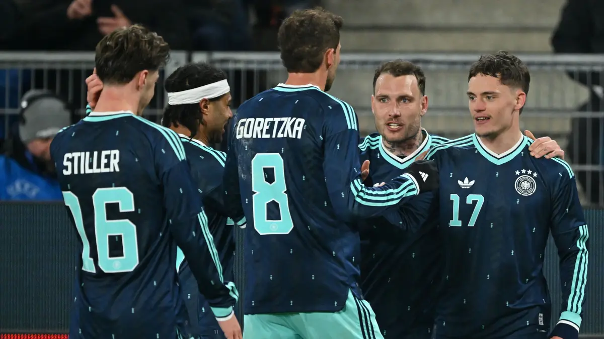 جدول مباريات اليوم الإثنين 30 مارس 2026 .. والقنوات الناقلة والمعلقين