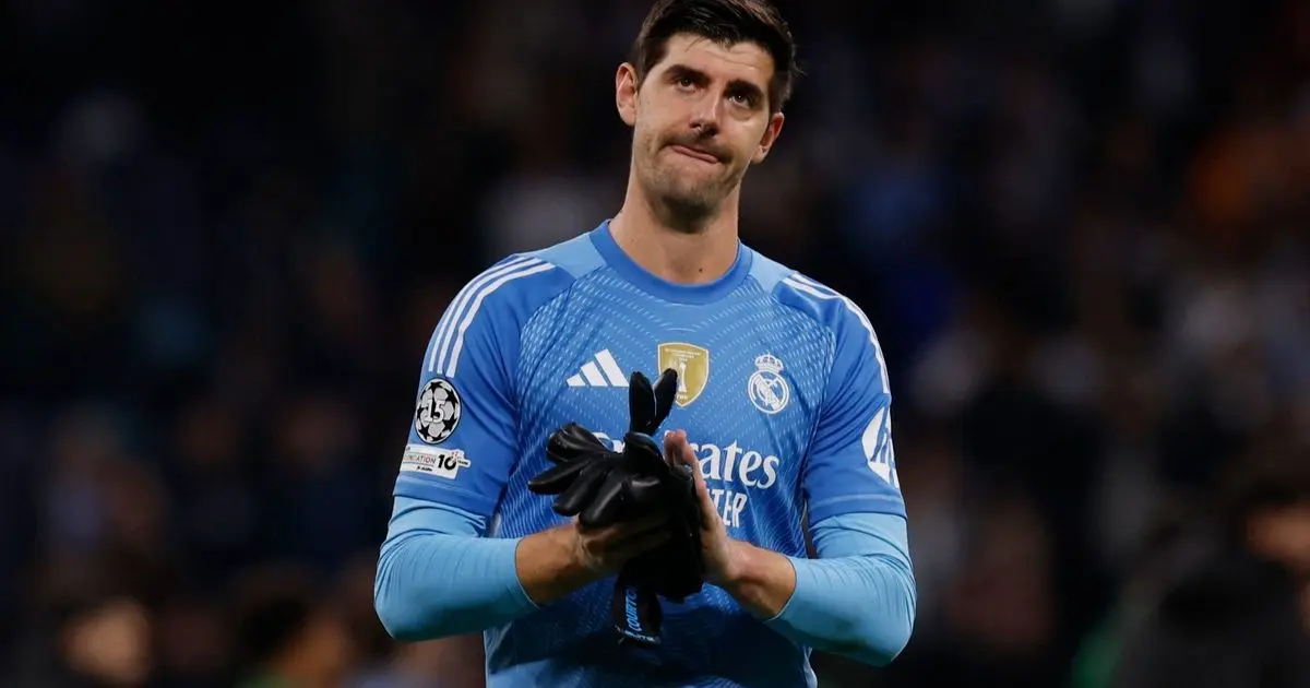 إصابة كورتوا أكثر خطورة وتهدد مشاركته مع ريال مدريد ضد بايرن