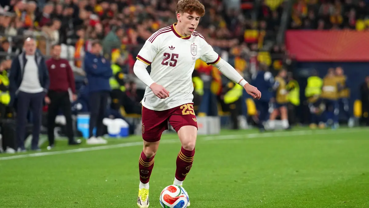 "أنت أفضل لاعب في برشلونة!".. مونيوز يحكي تجربته المؤلمة مع الريال قبل مواجهة مصر