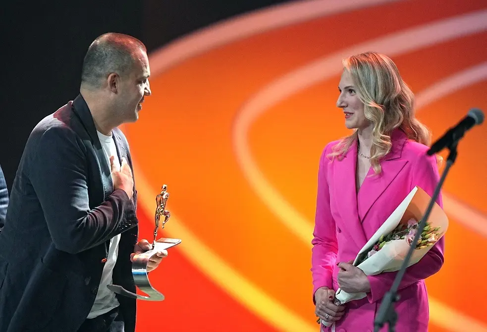 الملاكمة.. الروسي كريملوف يعلق على حظر مشاركة المتحولين جنسيا في منافسات السيدات