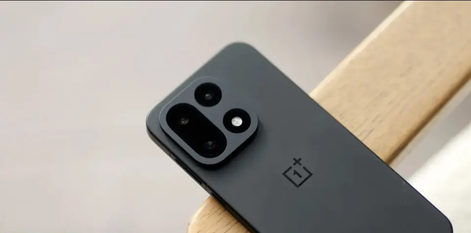 انسحاب OnePlus من السوق الأمريكي قد يؤلم… لكنه لن يغيّر الكثير - التقنية بلا حدود