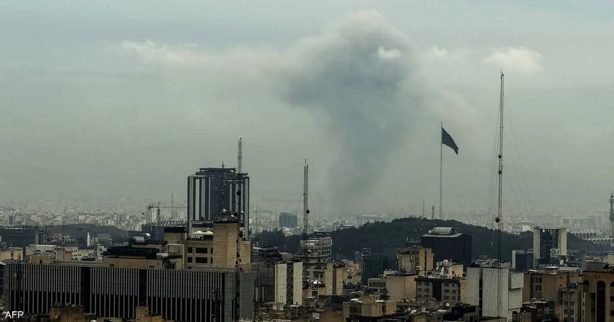 ضربات إسرائيلية على بنى تحتية عسكرية في طهران.. وإيران ترد