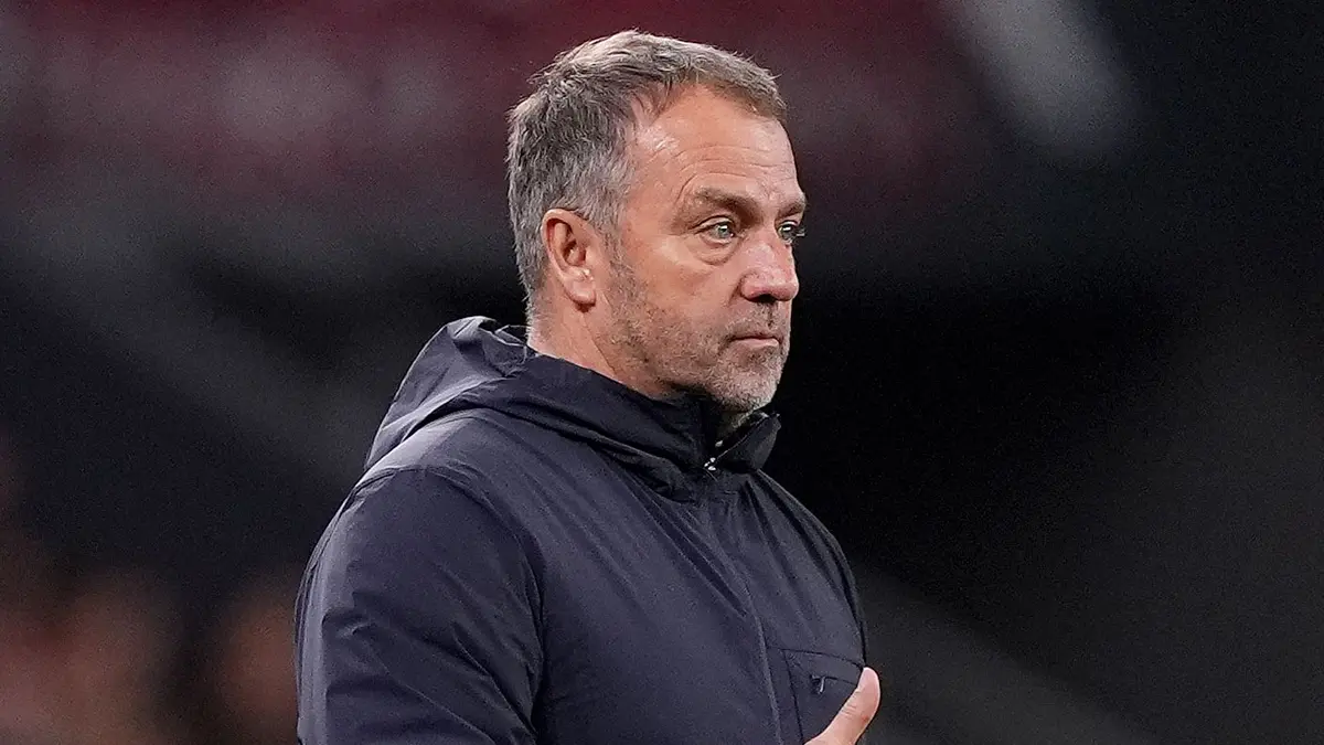 شعور مزدوج.. مخاوف إضافية تضع فليك في حيرة