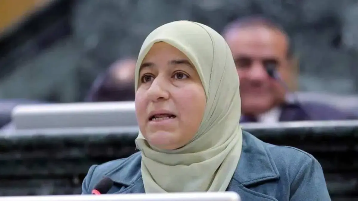 النائبة المحسيري للحكومة: ما جدوى مناقشة "القرض الإيطالي" بعد صرفه؟